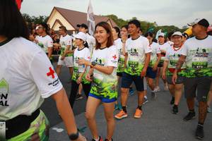 BIB: 440
                            <button type="button" onclick="openModal(3530963)" class="btn btn-primary btn-sm float-right btn-popup" data-toggle="modal" data-target=".modal-high-quality">
                        <i class="fas fa-shopping-cart"></i> Add to Cart
                    </button>
                                            <button type="button" onclick="isThisMe(3530963, true)" class="btn btn-success btn-sm float-right btn-popup btn-isme hidden" data-toggle="tooltip" data-placement="bottom" title="นี่คือรูปของคุณใช่ไหม คลิกที่นี่เพื่อเอาเข้าอัลบั้ม">
                        <i class="fas fa-plus"></i> Add to album
                    </button>
                    <button type="button" onclick="isThisMe(3530963, false)" class="btn btn-warning btn-sm float-right btn-popup btn-isnotme hidden">
                        <i class="fas fa-ban"></i> Remove from album
                    </button>